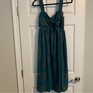 Motherhood maternity dress size medium. Good condition